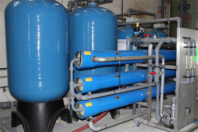 在線(xiàn)油液水分檢測(cè)儀